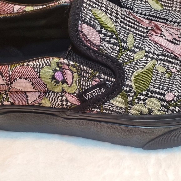 Vans Classic Slip-on with stacked Sole and Tapestry Floral, Womens Size 8 .new - Picture 8 of 9